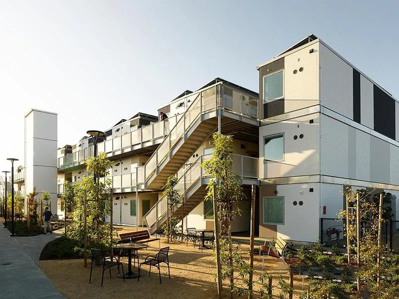 Awọn ile ti o jẹ ọrọ ti ẹkọ